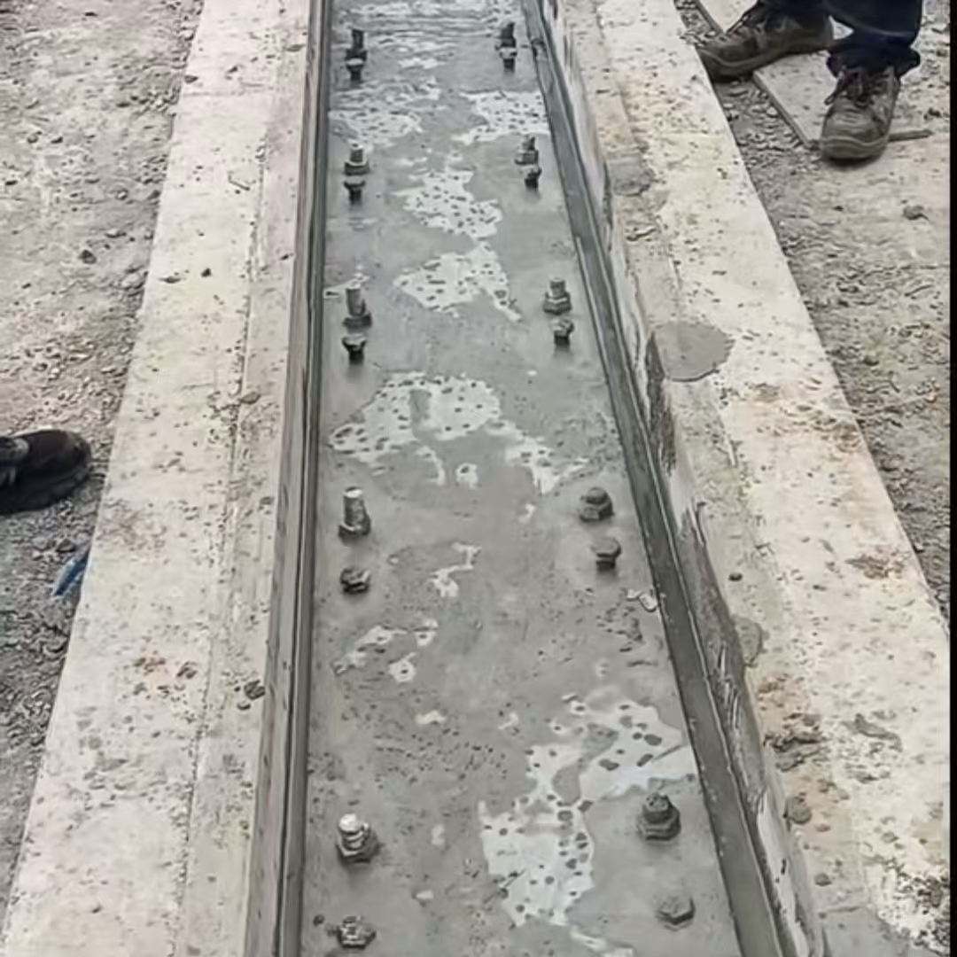 高要港口码头起重机龙门吊重型机械设备稳固用早强快凝轨道胶泥